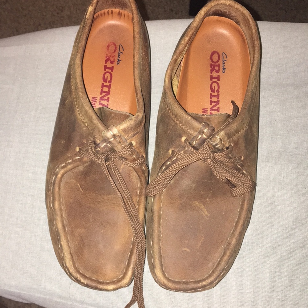 Clarks Wallabees